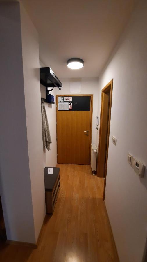 Apartment Lea 2 *