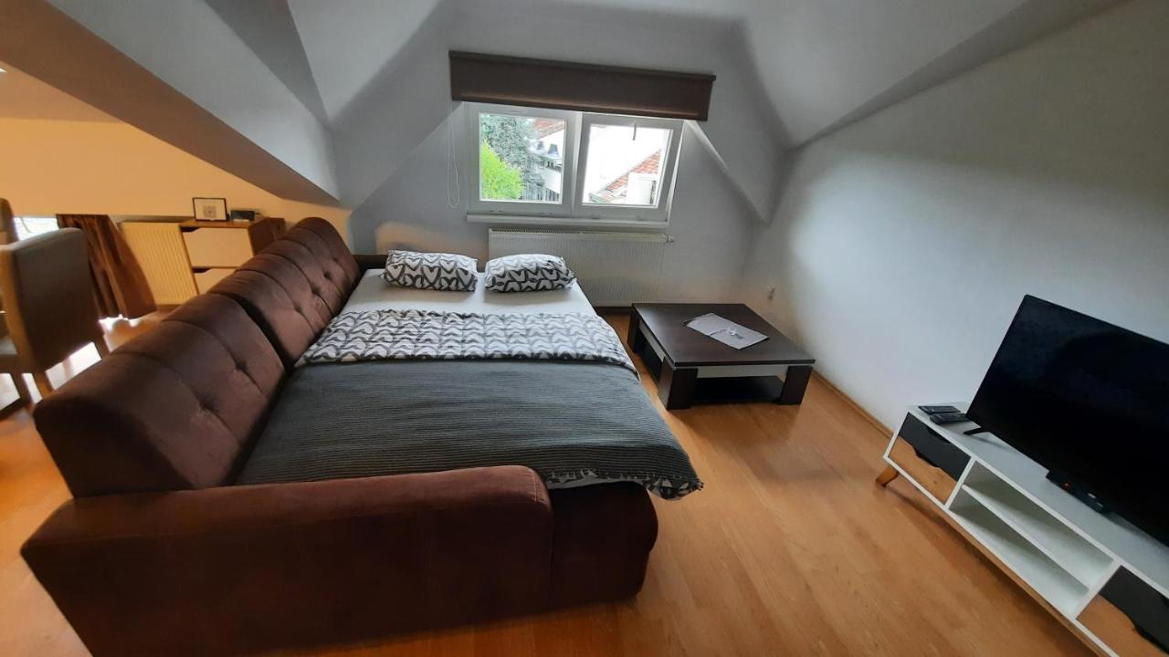 Lea 2 Apartment *