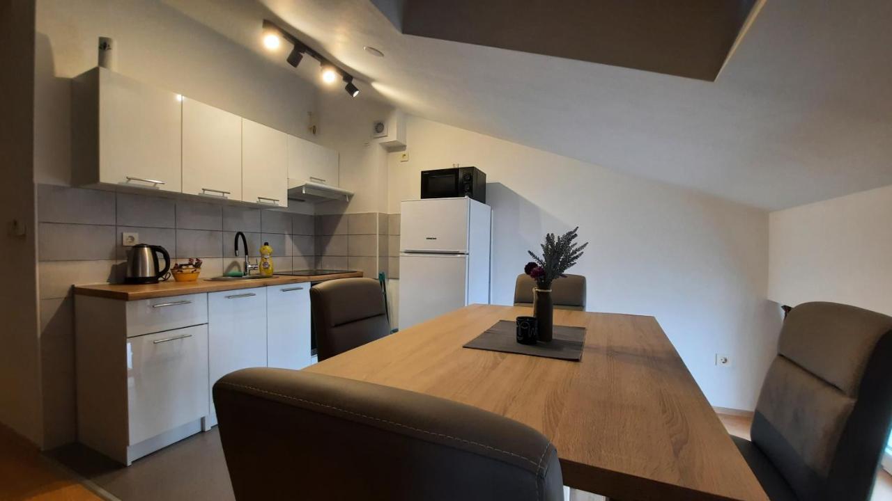 Apartment Lea 2 Cazma